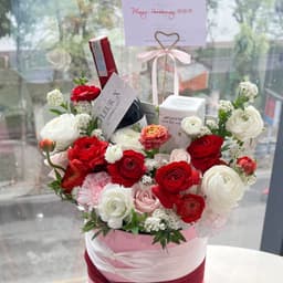 Rosé Luxe - Box hoa kết hợp rượu vang