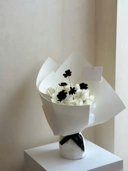 Black & White - Hồng trắng & Cosmo đen